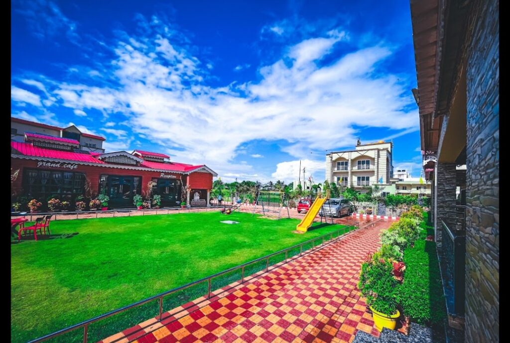 Kolkata, New Digha, Mandarmoni , Darjeeling: